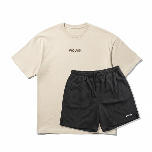 WOLVIK Performance Set Natural flat lay - t-shirt met sportshort schuin onderaan